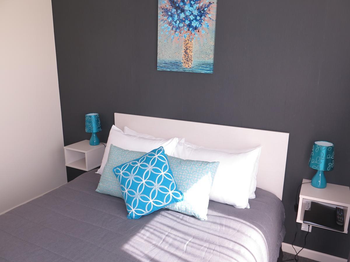 Wheels And Reels Accommodation Mossburn ภายนอก รูปภาพ