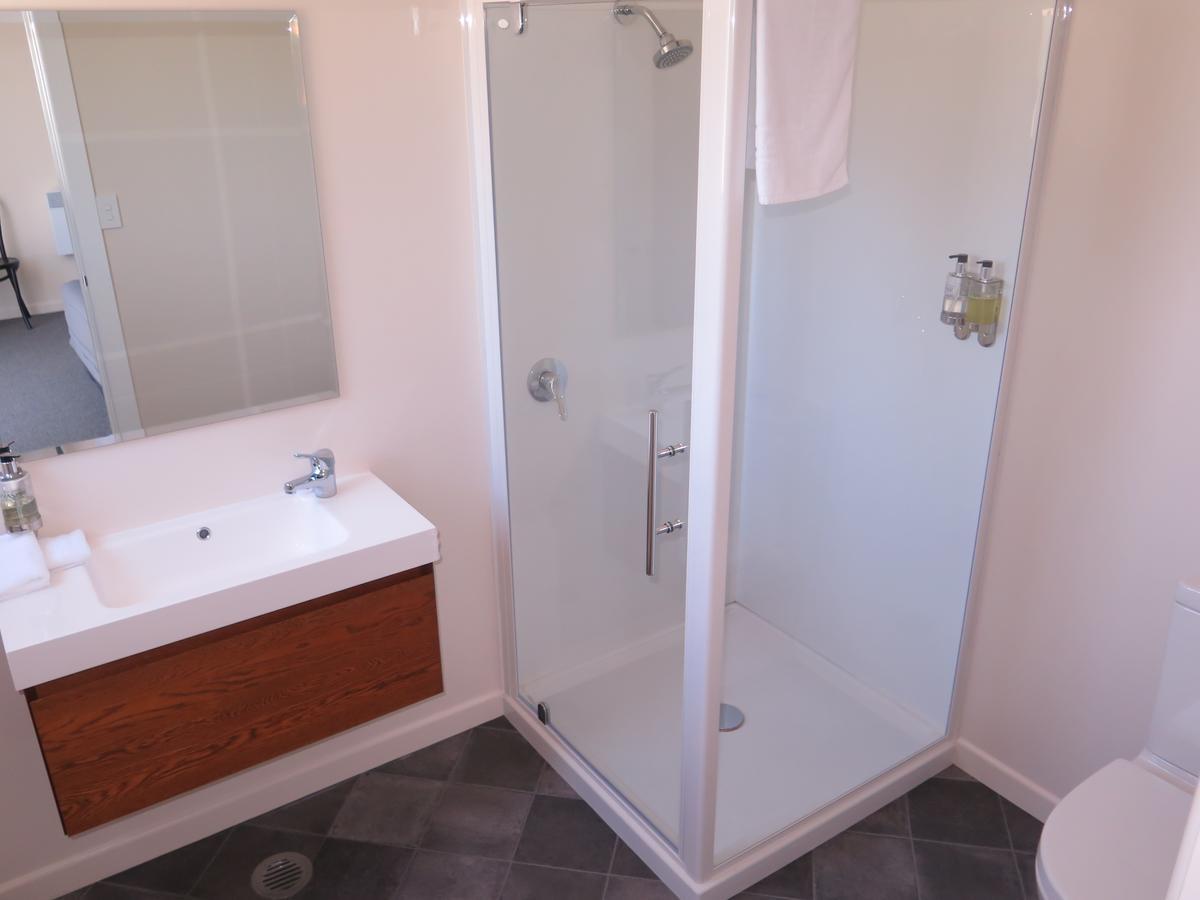 Wheels And Reels Accommodation Mossburn ภายนอก รูปภาพ
